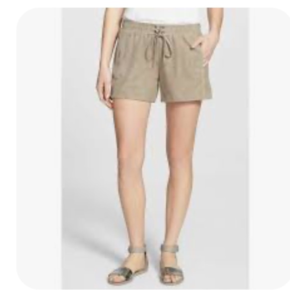 VINCE Olive Green Suede elastic waistband drawstring shorts Sz M - Picture 1 of 16
